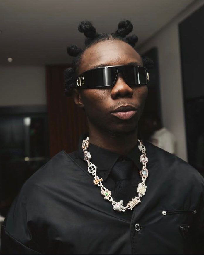 Blaqbonez Monochrome